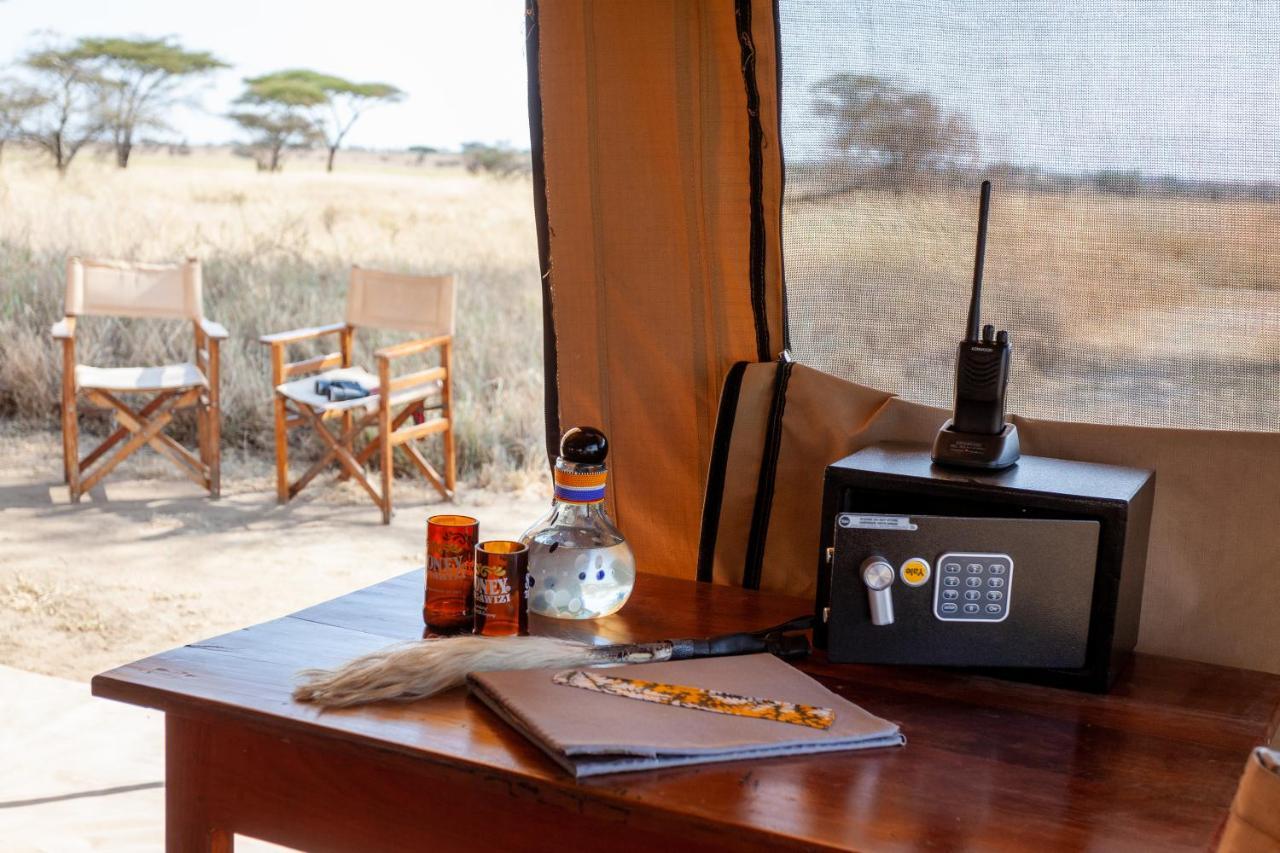 Mawe Tented Camp Serengeti Exteriör bild