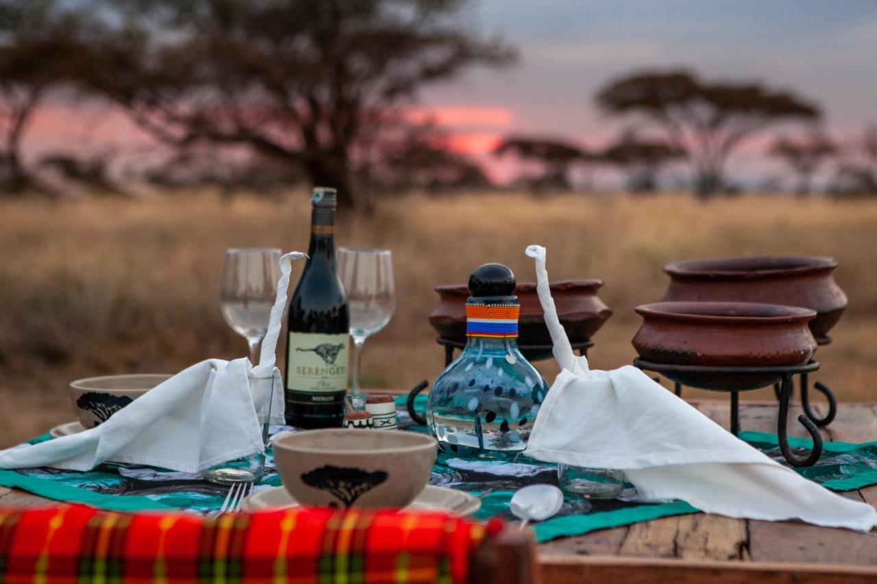 Mawe Tented Camp Serengeti Exteriör bild