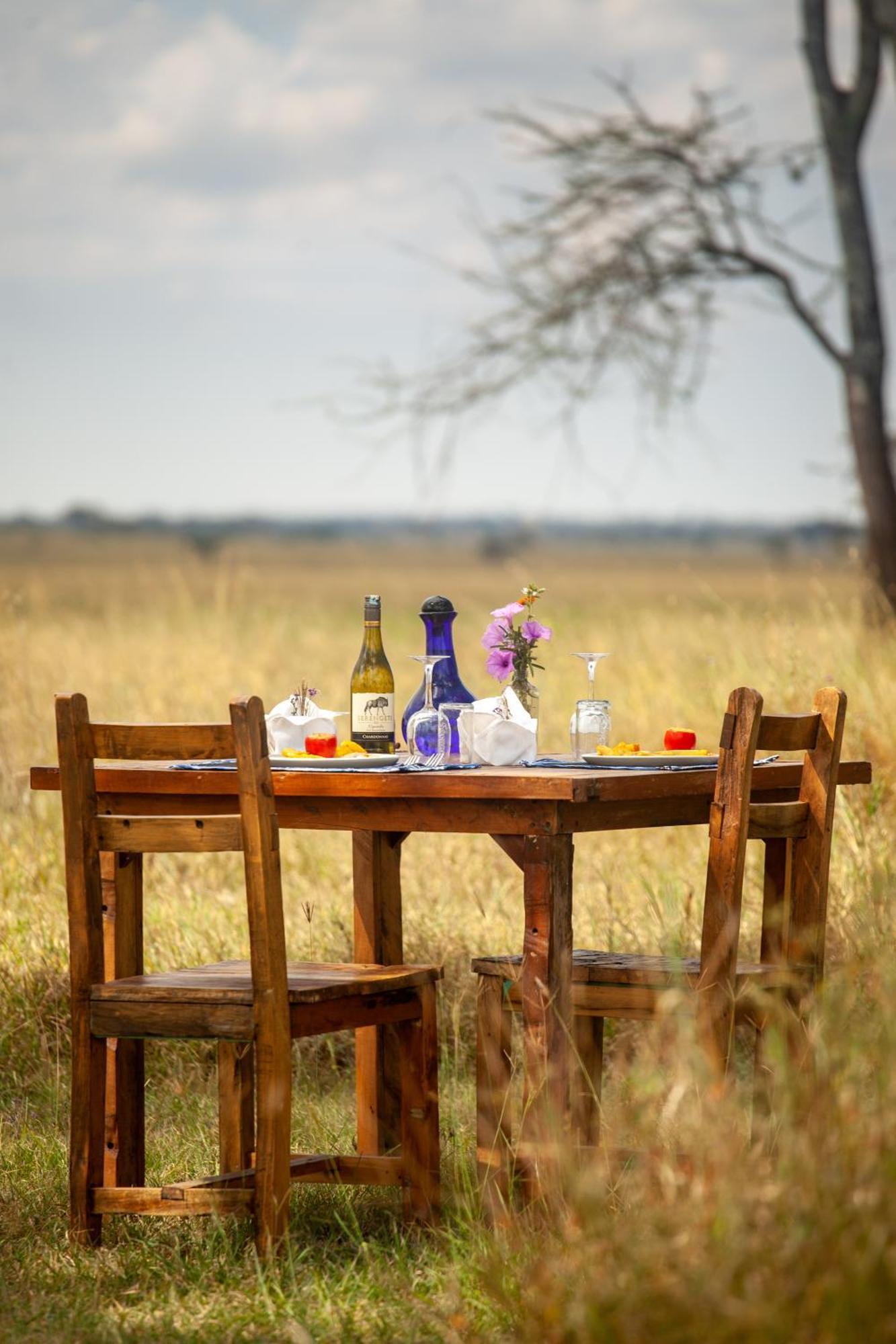 Mawe Tented Camp Serengeti Exteriör bild